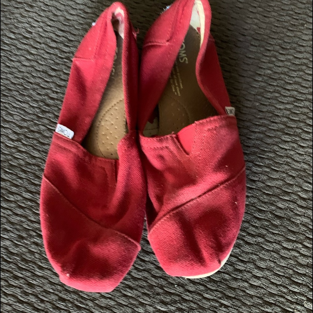Toms size 8.5
